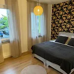 דירה Zentral Mit Gartentraum 3 Schlafzimmer 8 Personen פאדרבורן