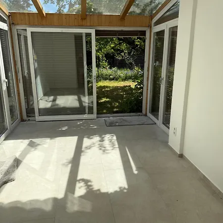 Zentral Mit Garten Fuer Bis Zu 6 Personen * 帕德博恩