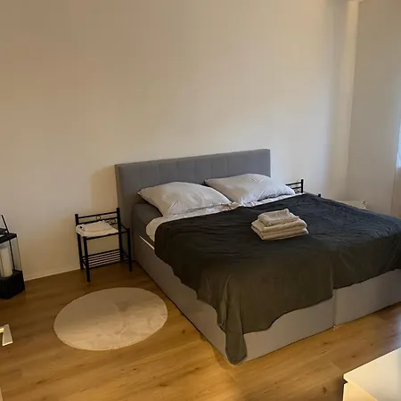 Zentral Mit Garten Fuer Bis Zu 6 Personen Paderborn