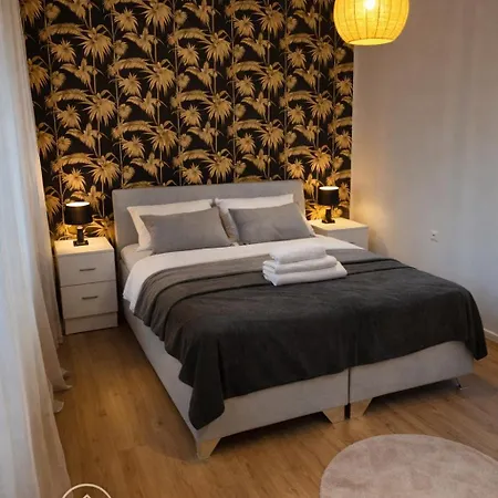 Zentral Mit Garten Fuer Bis Zu 6 Personen Daire Paderborn