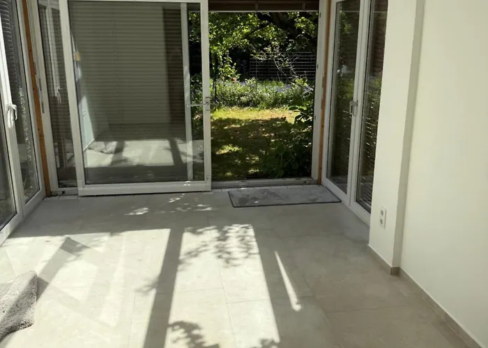 Zentral Mit Garten Fuer Bis Zu 6 Personen * פאדרבורן