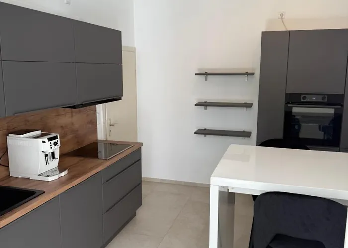 דירה Zentral Mit Garten Fuer Bis Zu 6 Personen