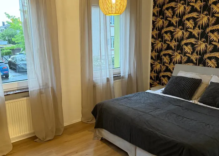 公寓 Zentral Mit Gartentraum 3 Schlafzimmer 8 Personen 帕德博恩