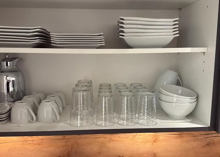 Zentral Mit Garten Fuer Bis Zu 6 Personen דירה פאדרבורן